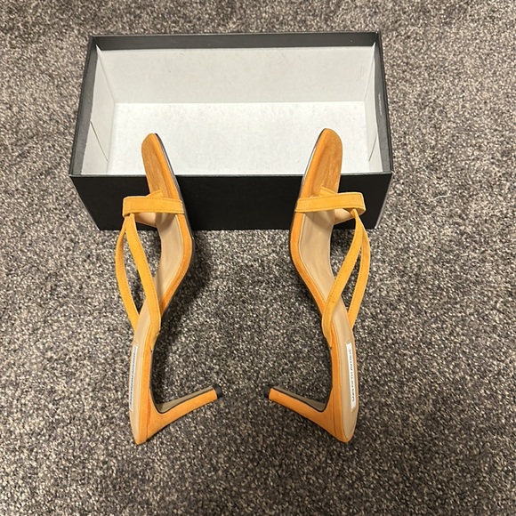 Summer sandals from Saks Fifth Avenue.  Never worn.  Beautiful orange color. - Picture 2 of 5